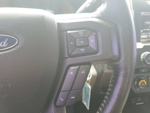 Used 2015 Ford F150 XLT w/ Equipment Group 302A Luxury AWD/4WD image 23