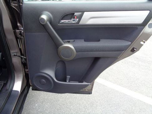 Used 2011 Honda CR-V LX image 14