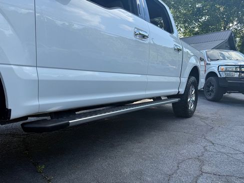 Used 2019 Ford F150 XLT w/ Equipment Group 302A Luxury AWD/4WD image 33