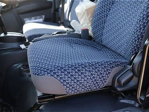 New 2025 Chevrolet Low Cab Forward image 10