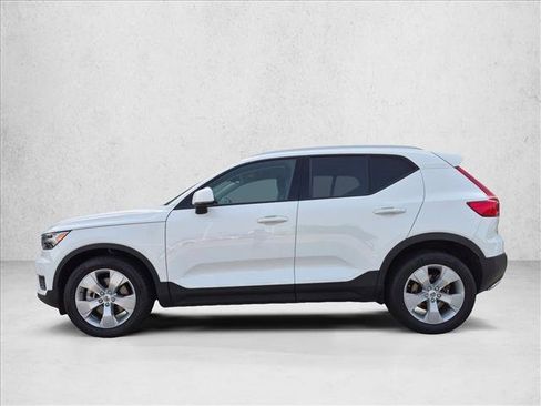 Used 2019 Volvo XC40 T5 Momentum AWD/4WD image 9