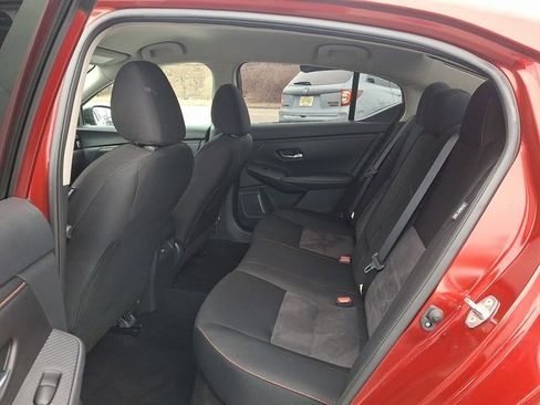 Used 2025 Nissan Sentra SR image 10