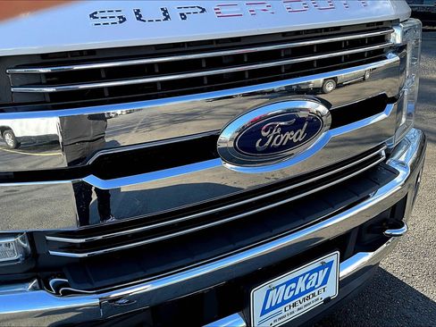 Used 2017 Ford F350 Lariat w/ Lariat Ultimate Package image 24