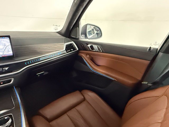 Used 2024 BMW X7 xDrive40i w/ Executive Package AWD/4WD image 18