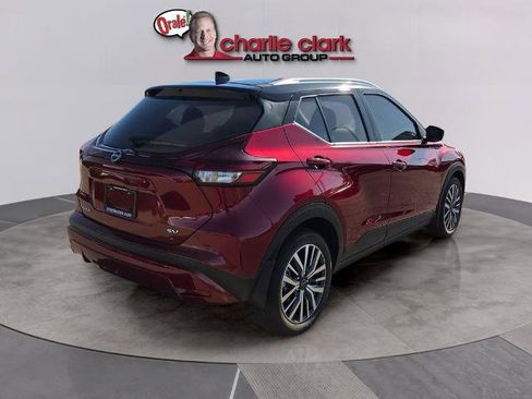 Certified 2024 Nissan Kicks SV image 5