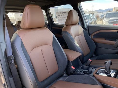 New 2025 Subaru Forester Touring image 9