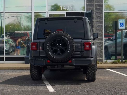 Used 2021 Jeep Wrangler Unlimited Sport AWD/4WD image 3