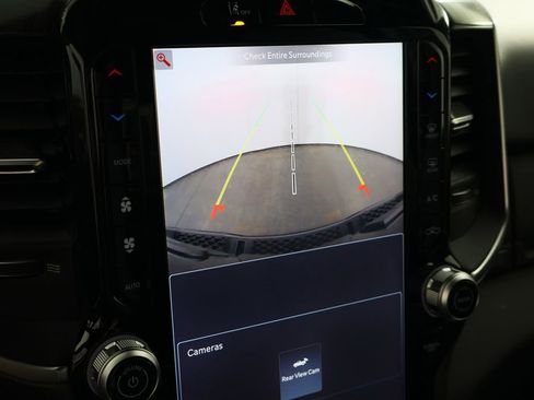 New 2026 RAM 1500 4x4 Crew Cab image 37