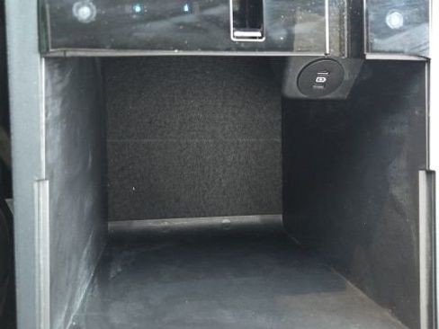 Used 2025 Ford Explorer Platinum w/ LUX Leather Package image 37