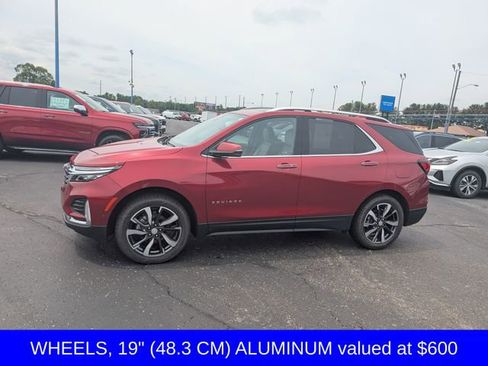 Used 2023 Chevrolet Equinox Premier AWD/4WD image 5