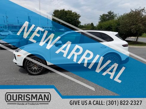 Used 2023 Porsche Cayenne Platinum Edition AWD/4WD image 5