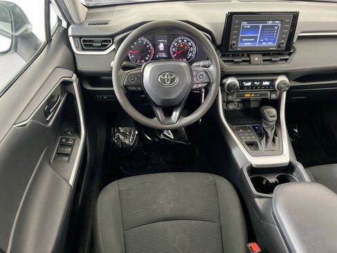 Used 2021 Toyota RAV4 LE image 20