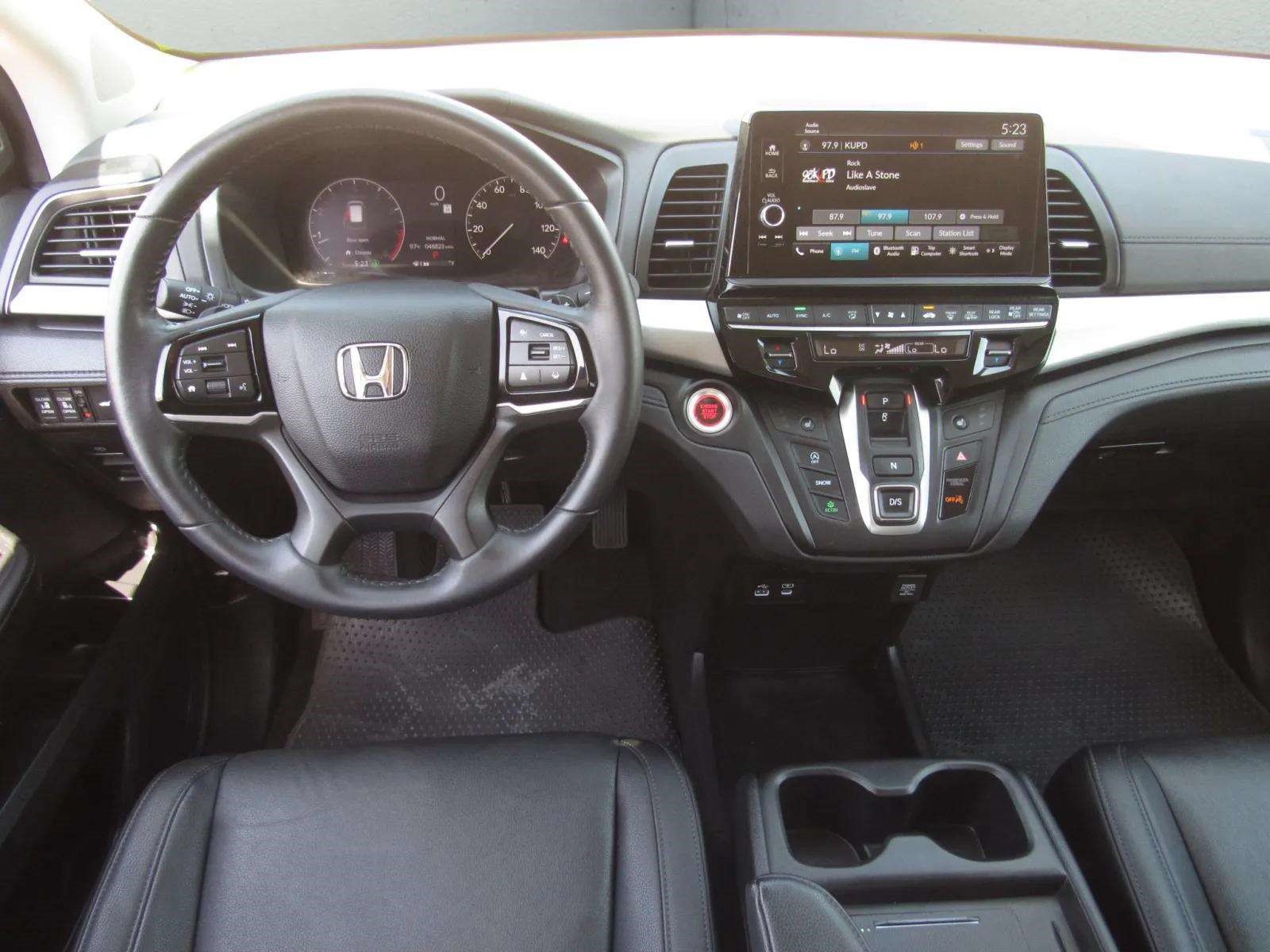 Certified 2025 Honda Odyssey EX-L image 18