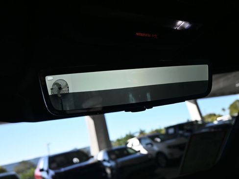 Used 2023 Land Rover Defender 90 X image 31