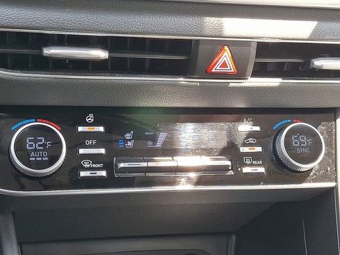 Used 2021 Hyundai Sonata Limited FWD image 13