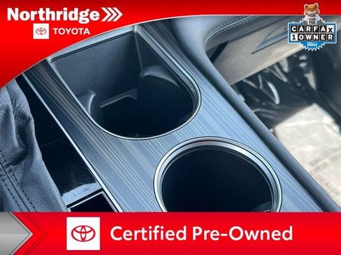 Certified 2024 Toyota Sienna Platinum FWD image 36