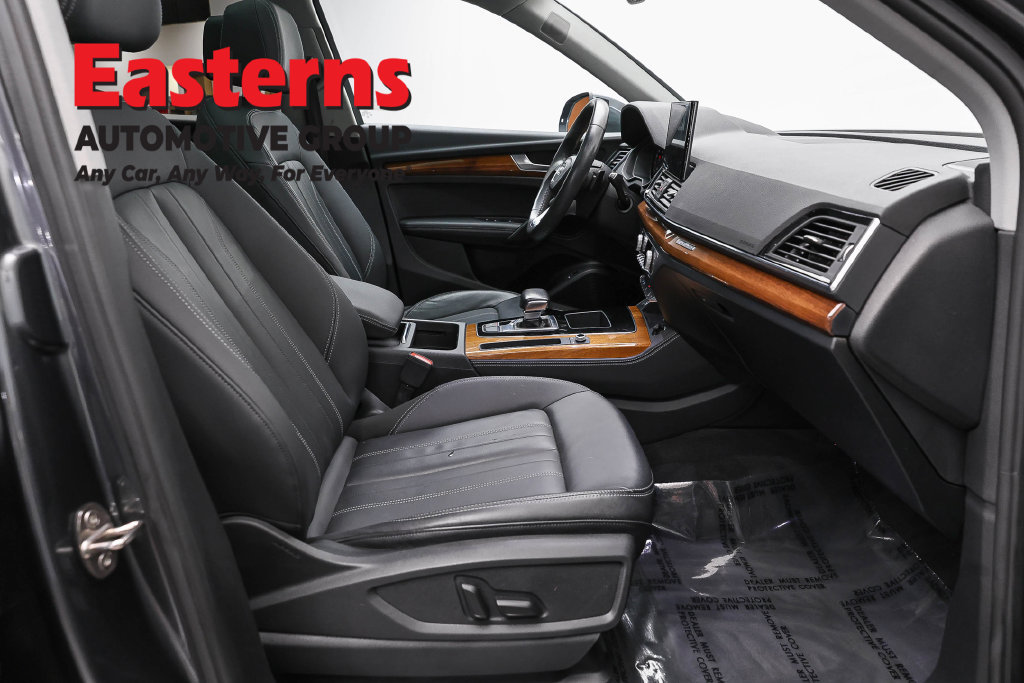 Used 2022 Audi Q5 2.0T Premium Plus w/ Premium Plus Package AWD/4WD image 28