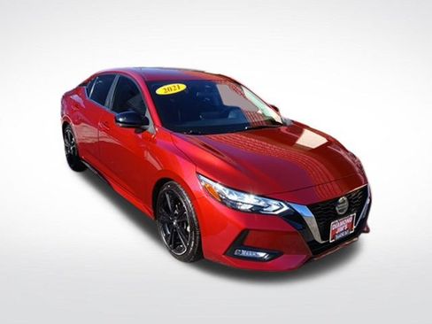 Used 2021 Nissan Sentra SR FWD image 2