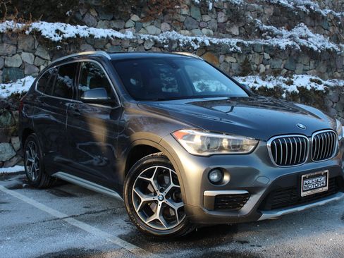 Used 2017 BMW X1 xDrive28i image 4
