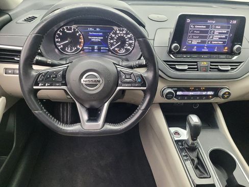 Used 2019 Nissan Altima 2.5 SV FWD image 22