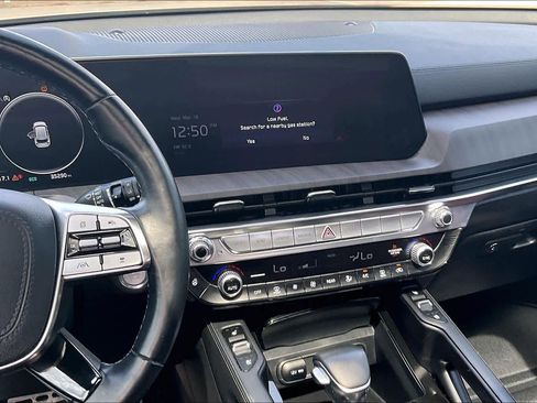 Used 2024 Kia Telluride SX Prestige image 7