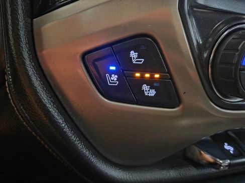 Used 2016 GMC Sierra 3500 Denali w/ Duramax Plus Package image 49