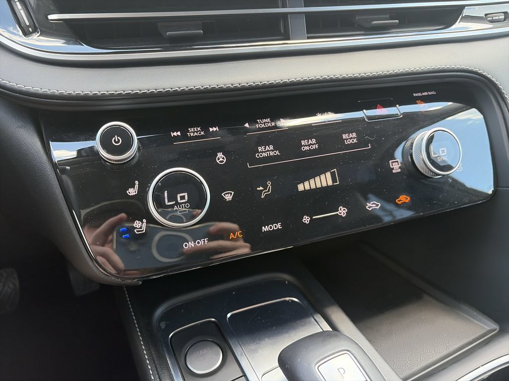 Used 2023 INFINITI QX60 Luxe w/ Cargo Package FWD image 23