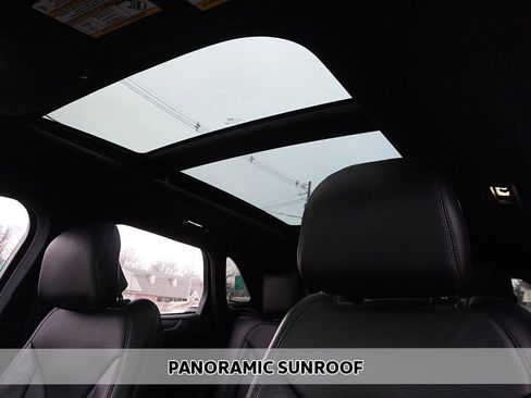 Used 2019 Lincoln MKC Reserve w/ MKC Climate Package image 4