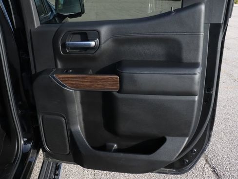 Used 2020 Chevrolet Silverado 1500 High Country w/ Technology Package image 27