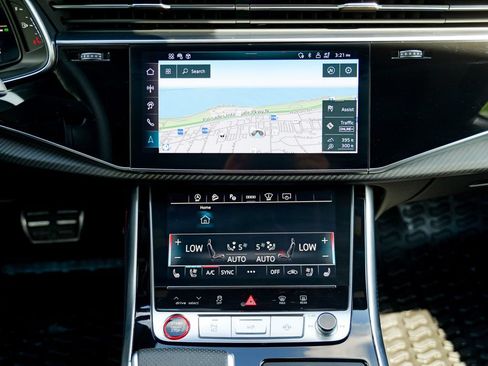 Used 2025 Audi SQ8 Prestige w/ Prestige Package AWD/4WD image 51