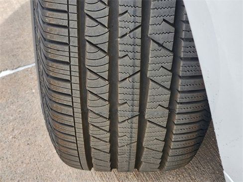 Used 2026 Jaguar F-PACE R-Dynamic S image 8