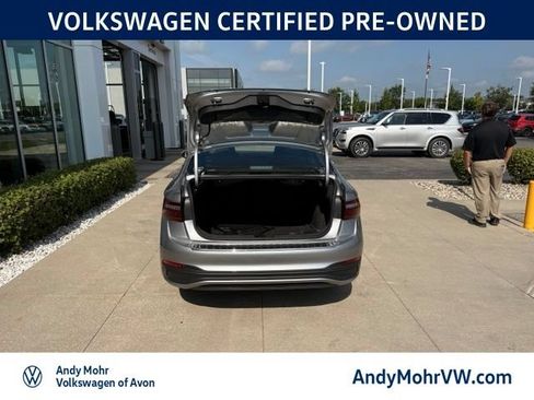 Used 2026 Volkswagen Jetta Sport FWD image 9