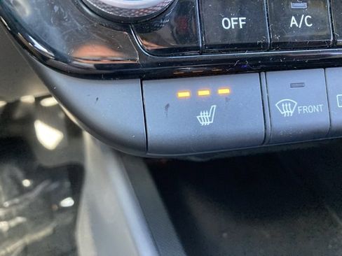 Used 2023 Hyundai Elantra Blue image 25