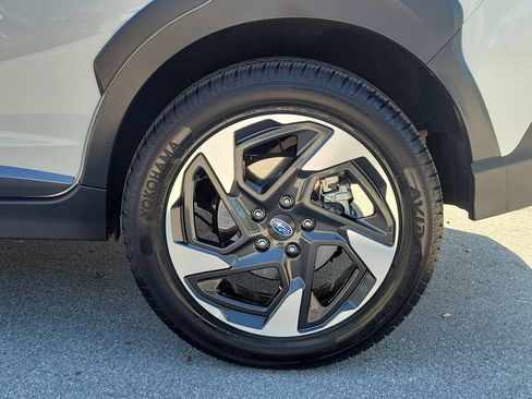 Used 2024 Subaru Crosstrek 2.5i Limited AWD/4WD image 8