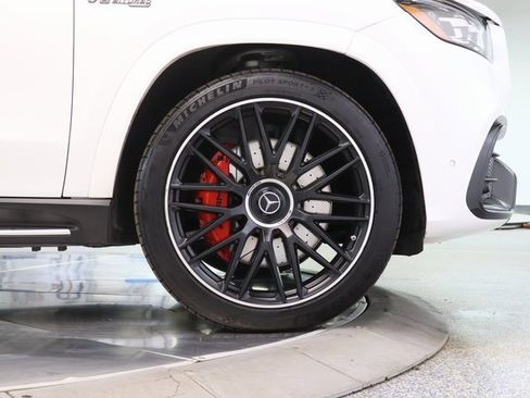 Used 2024 Mercedes-Benz GLS 63 AMG 4MATIC image 12
