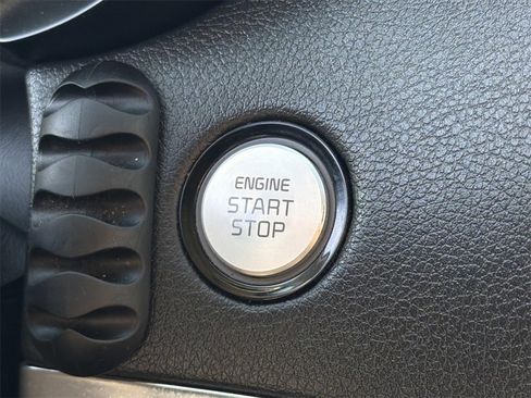 Used 2019 Kia Stinger image 15