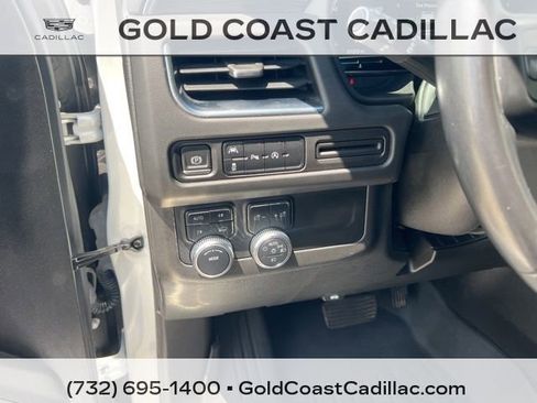 Used 2023 GMC Yukon SLT AWD/4WD image 20