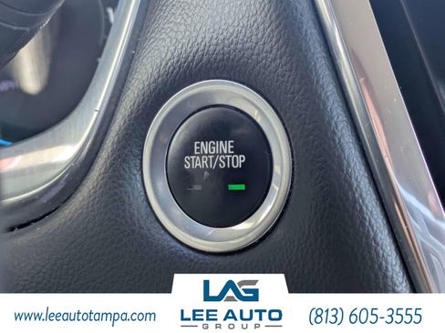 Used 2018 Chevrolet Traverse LT FWD image 27