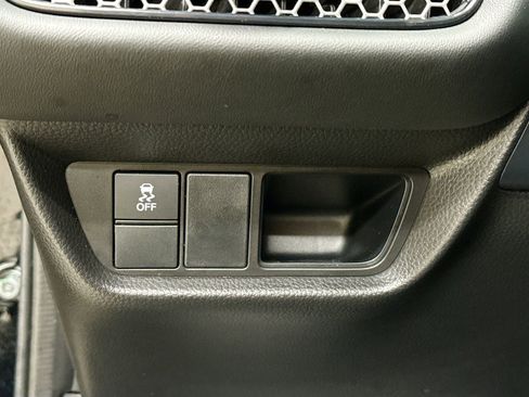 Used 2024 Honda HR-V Sport image 11