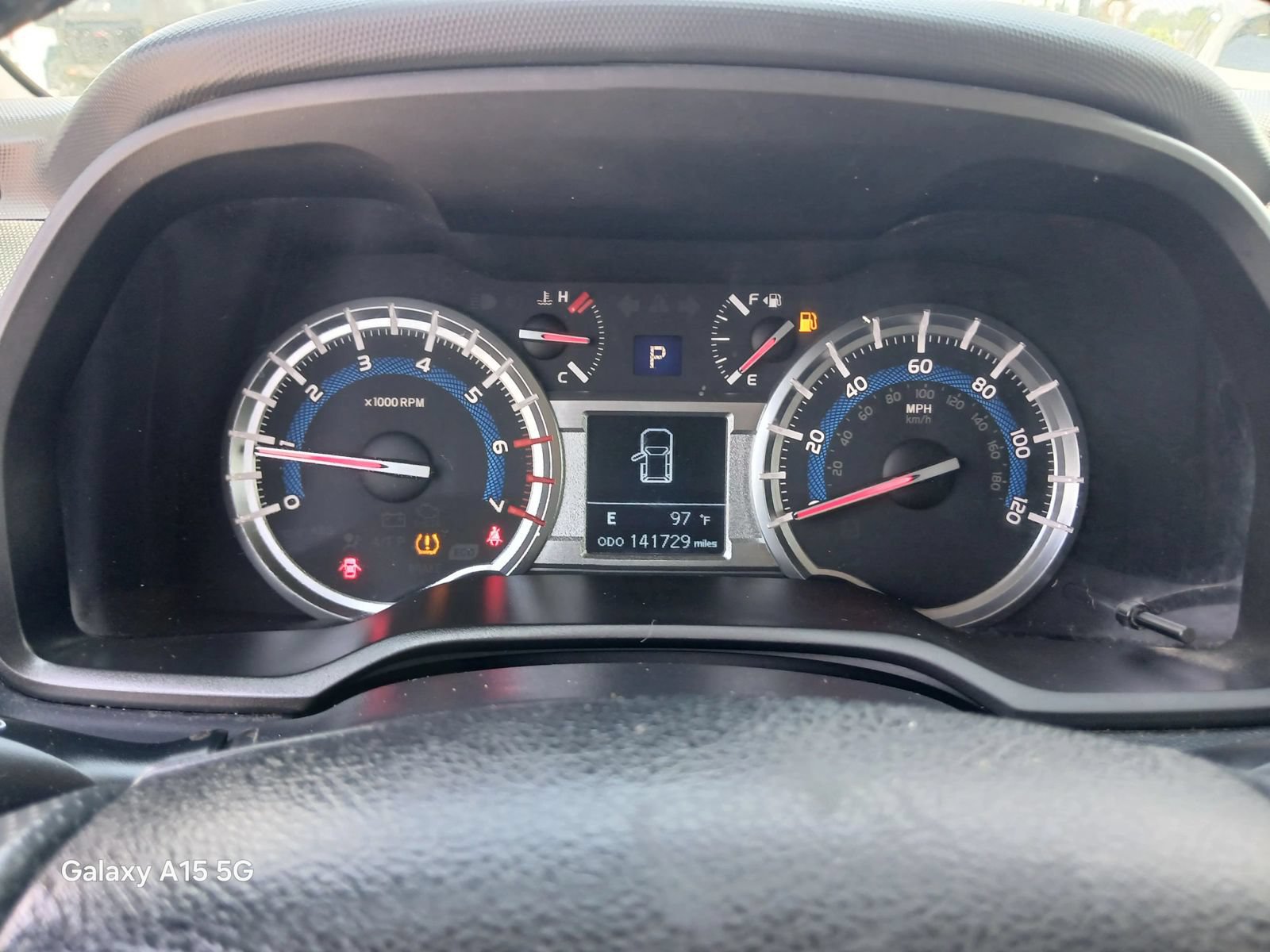 Used 2017 Toyota 4Runner SR5 AWD/4WD image 25