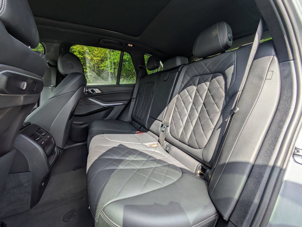 Used 2024 BMW X5 sDrive40i w/ Parking Assistance Package RWD image 20