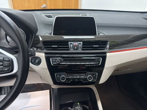 Used 2018 BMW X1 xDrive28i w/ Convenience Package image 10