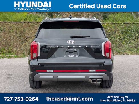 Used 2024 Hyundai Palisade SEL w/ Premium Package image 4