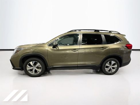 Used 2023 Subaru Ascent Premium w/ Convenience Package AWD/4WD image 8
