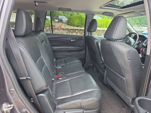 Used 2017 Honda Pilot EX-L image 27