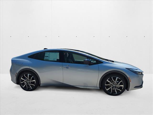 New 2026 Toyota Prius Plug-In Hybrid FWD image 4