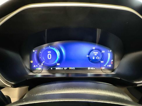 Used 2022 Ford Escape SEL w/ Technology Package image 10