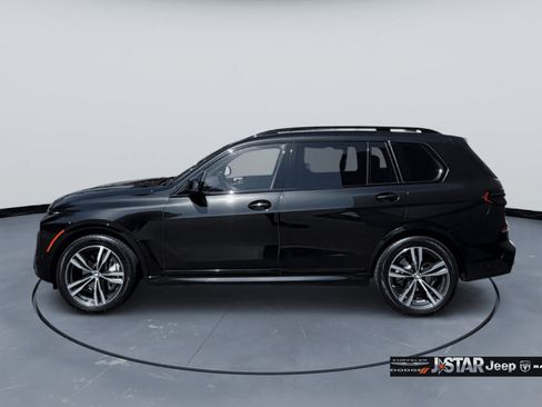 Used 2025 BMW X7 xDrive40i w/ M Sport Package AWD/4WD image 6