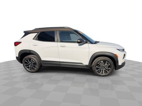 Certified 2021 Chevrolet TrailBlazer ACTIV w/ Convenience Package AWD/4WD image 9