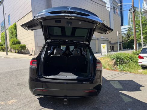 Used 2016 Tesla Model X Performance AWD/4WD image 5